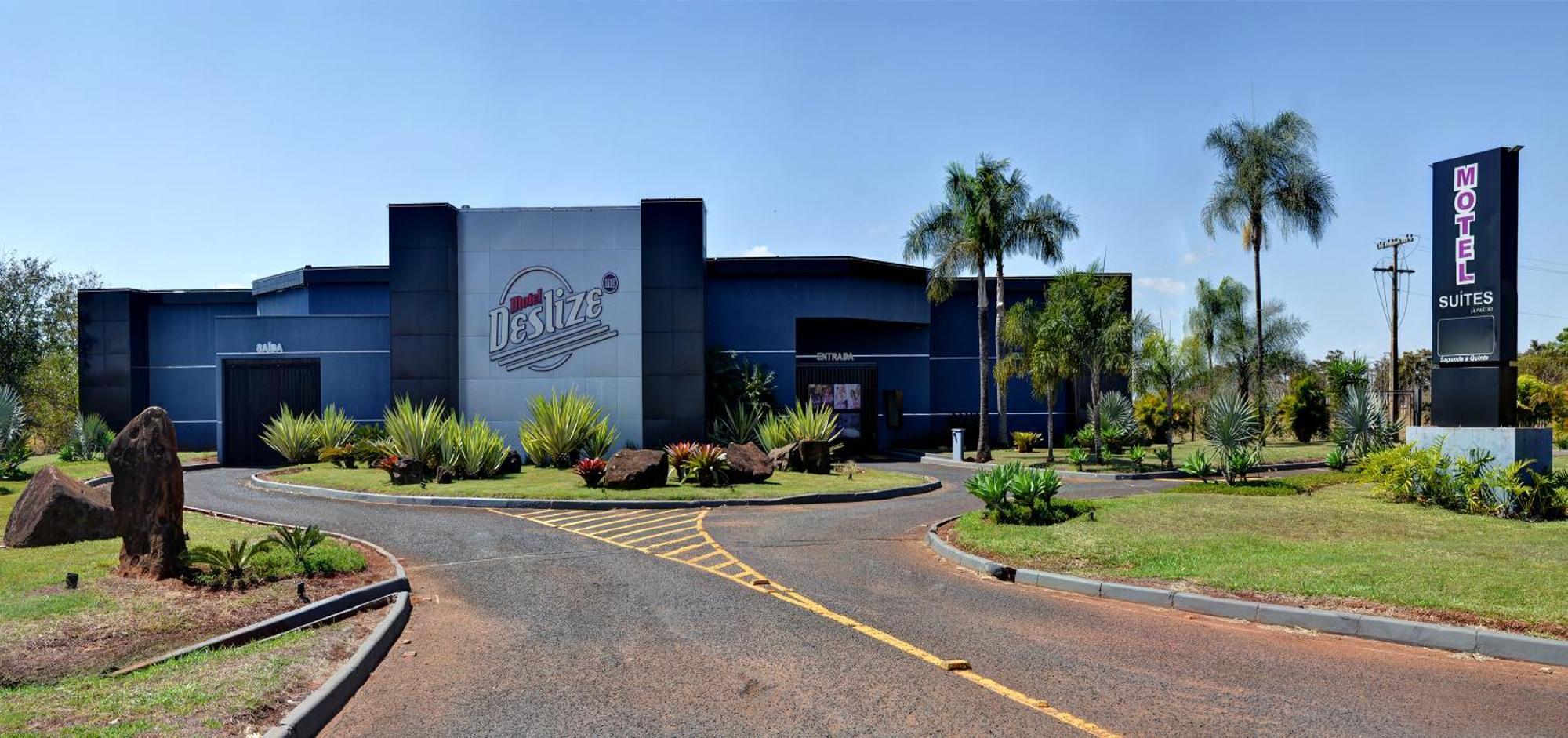 Deslize Motel 2 Uberlandia Bagian luar foto