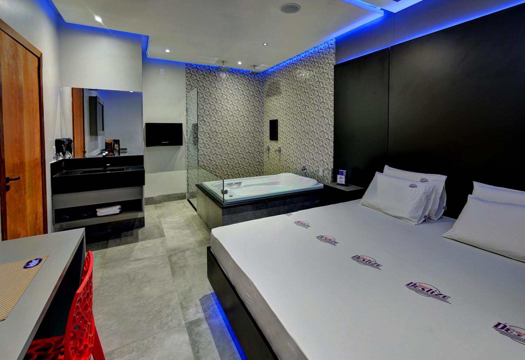 Deslize Motel 2 Uberlandia Bagian luar foto