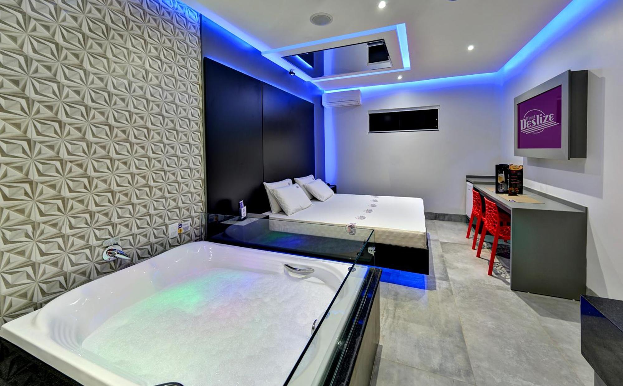 Deslize Motel 2 Uberlandia Bagian luar foto
